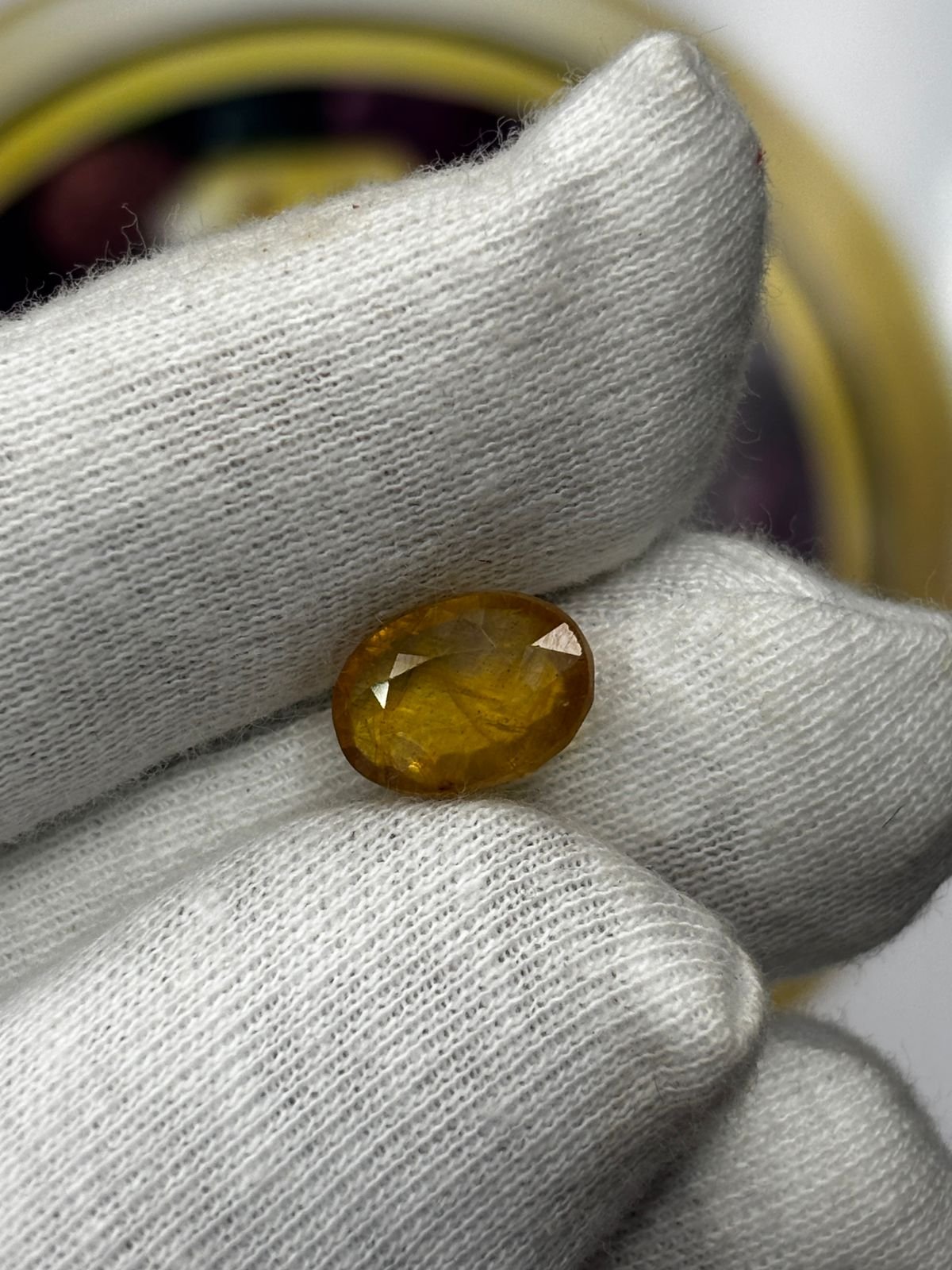 YELLOW SAPPHIRE - PUKHRAJ (AFRICAN) - 5.115 CT - Image 5