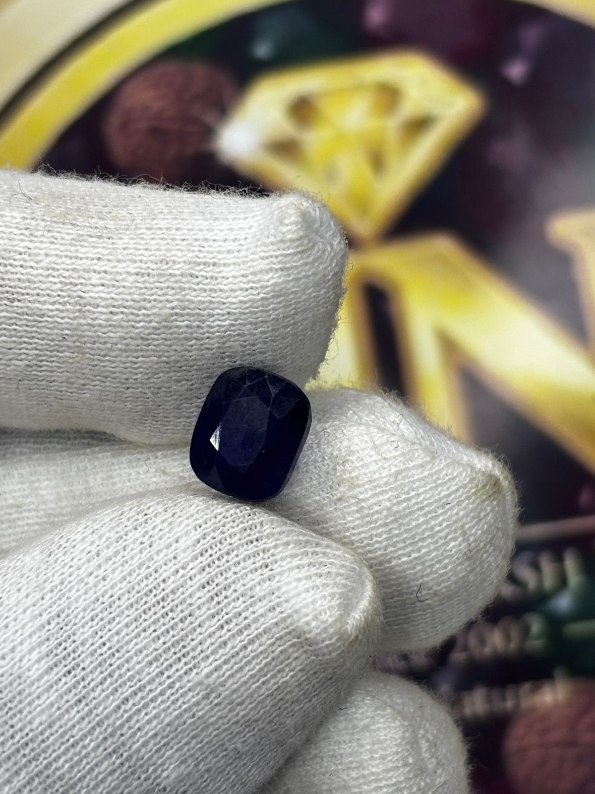 BLUE SAPPHIRE - NEELAM (BANGKOK) - 4.185 CT