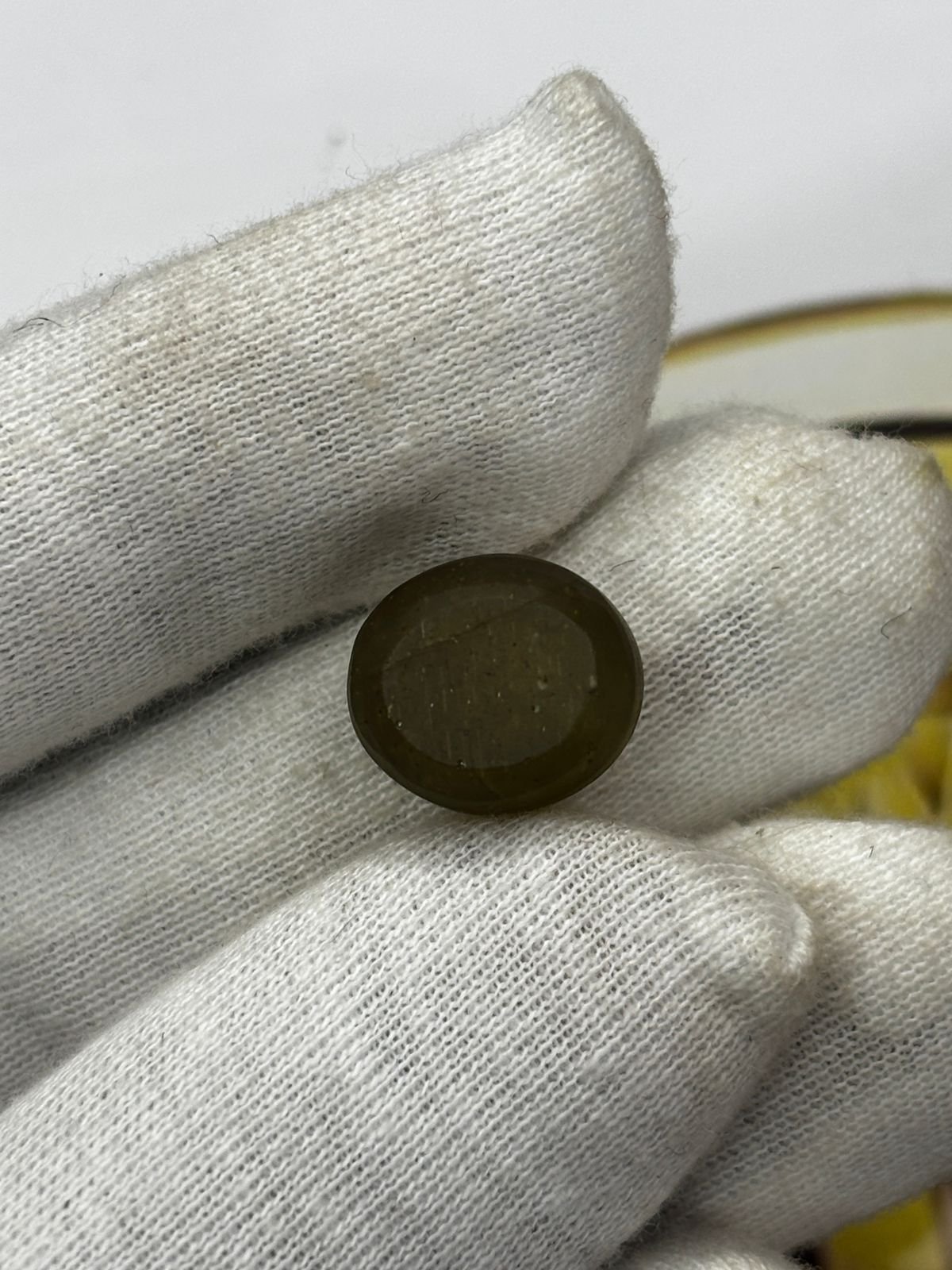 CAT'S EYE - LAHSUNIYA(SRI LANKA) - 18.195 CT - Image 2